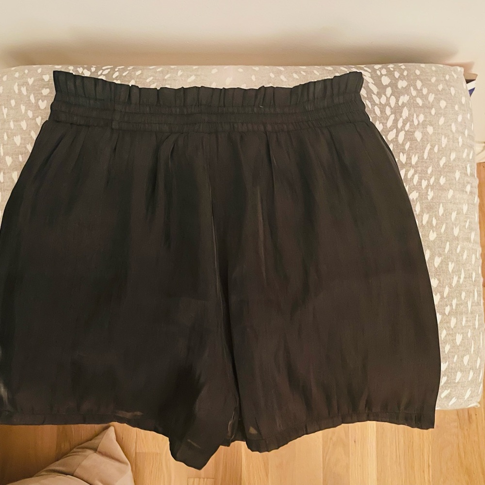 Black/NWOT/Glam brand/ladies shimmer shorts$15/SizeL/drawstring waist/lined - Picture 3 of 6